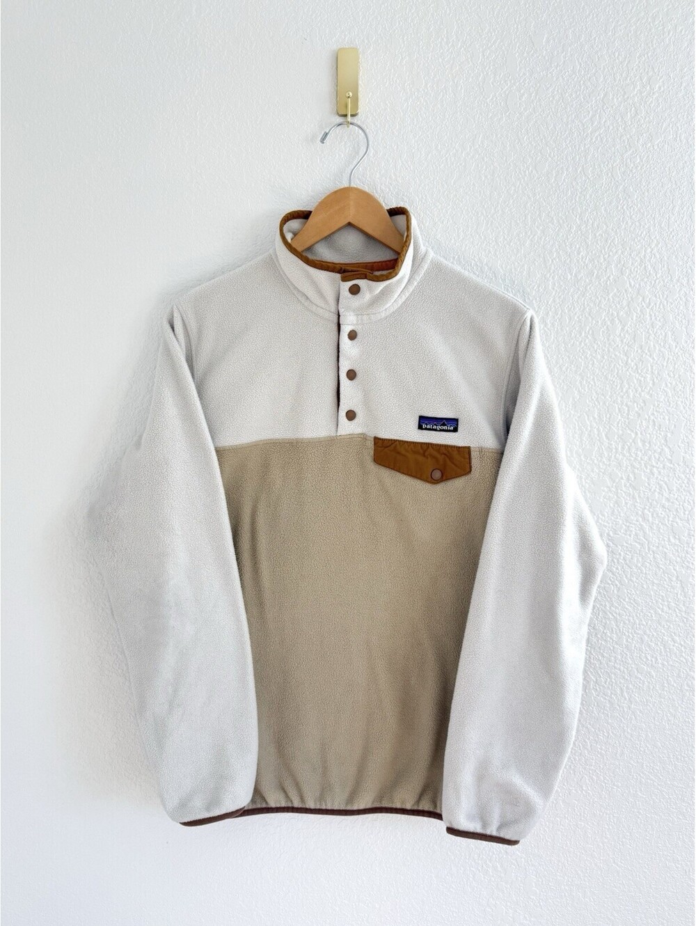 Patagonia Lightweight Synchilla Snap-T Fleece Pullover Women’s Medium Beige